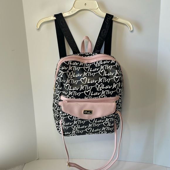 Betsy Johnson Luv   2 in 1 Backpack Purse  Black / Pink  Size Medium - Picture 2 of 16
